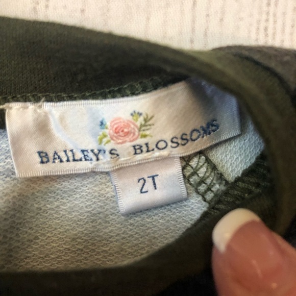 Boutique Toddler 3 pc Bundle - Picture 4 of 9